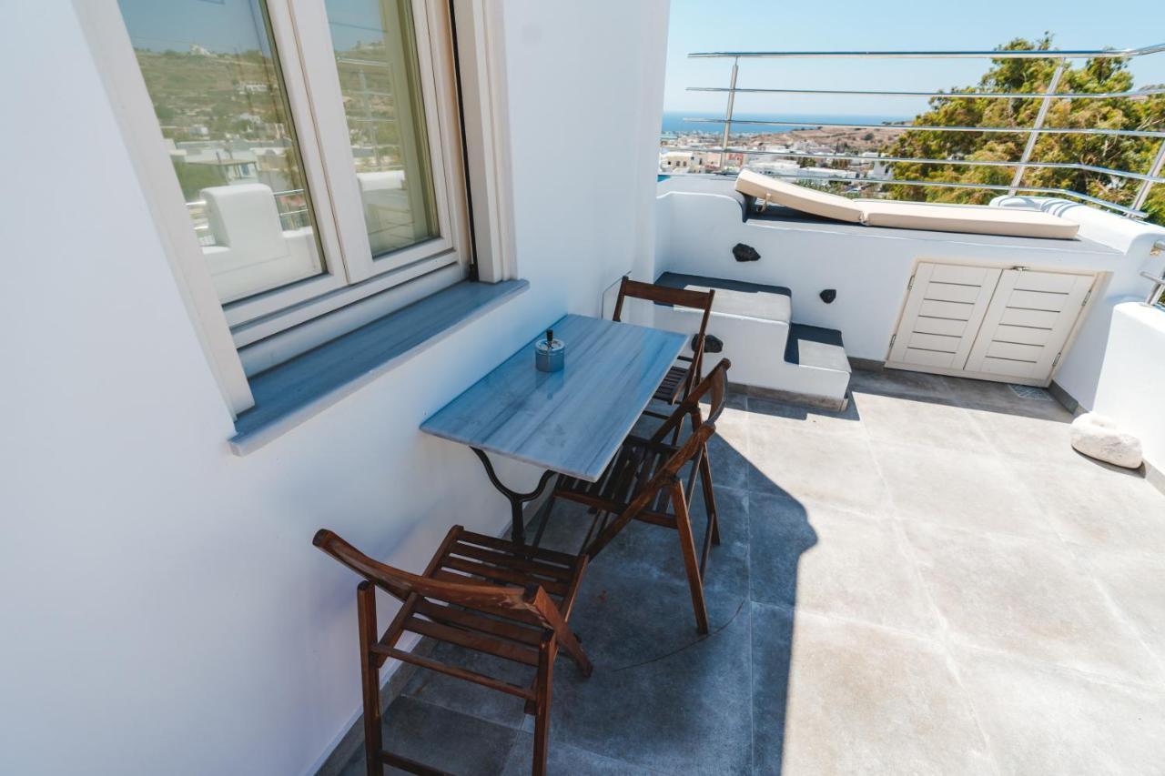 Lux House With Outdoor Jacuzzi And Sea View In Santorini Leilighet Emporio  Eksteriør bilde