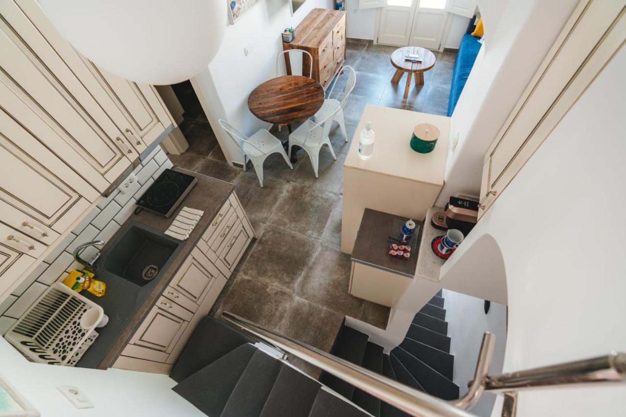 Lux House With Outdoor Jacuzzi And Sea View In Santorini Leilighet Emporio  Eksteriør bilde